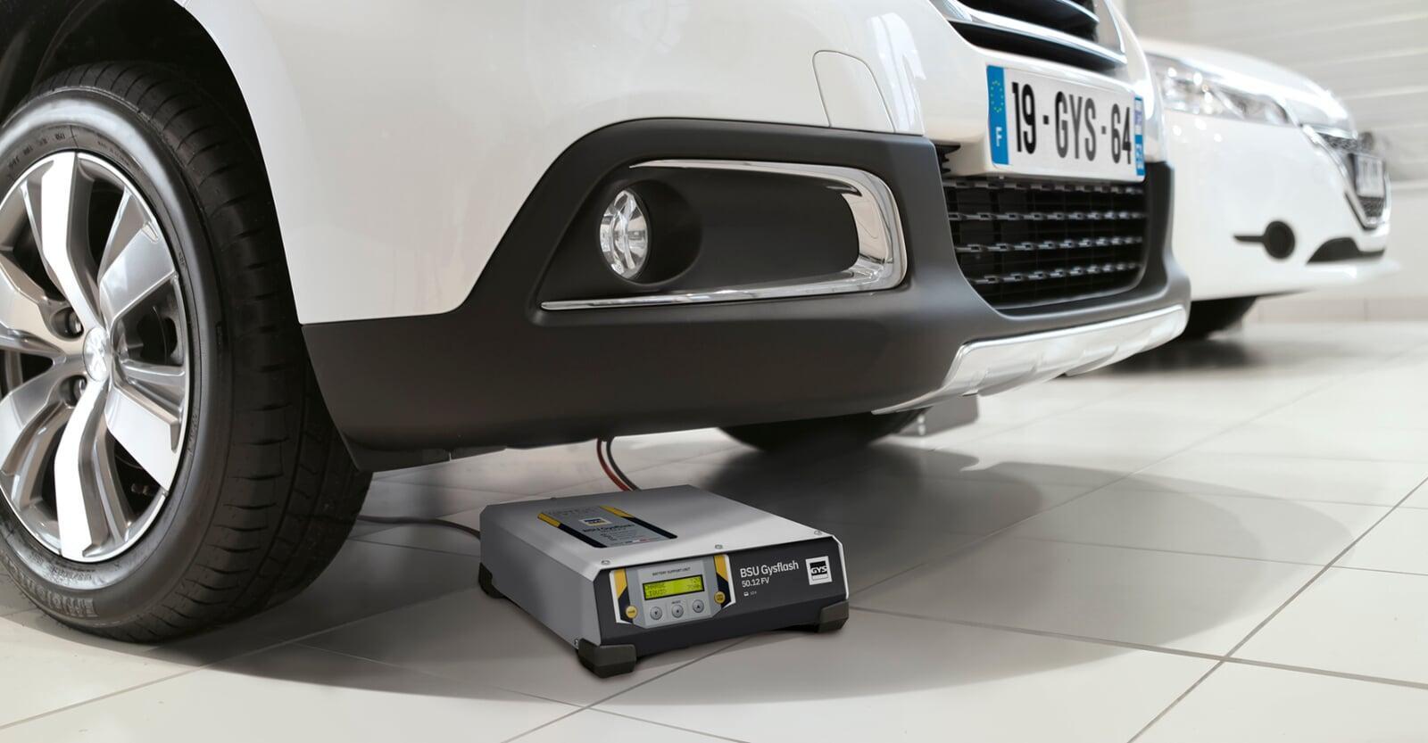 GYSFLASH 125.12 CNT FV showroom or vehicle support application