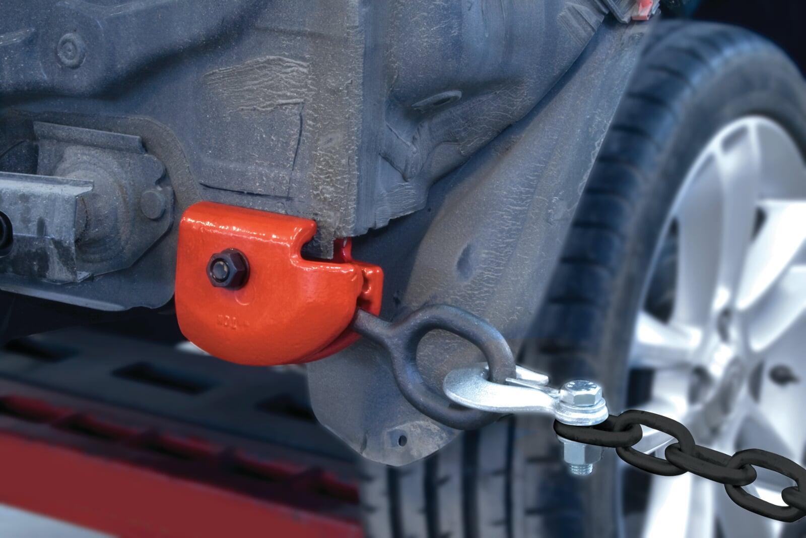Stanzani clamp applied during a structural pull